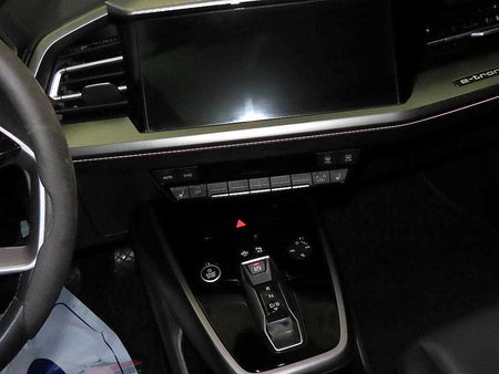 Audi Q4 e-tron — photo 11