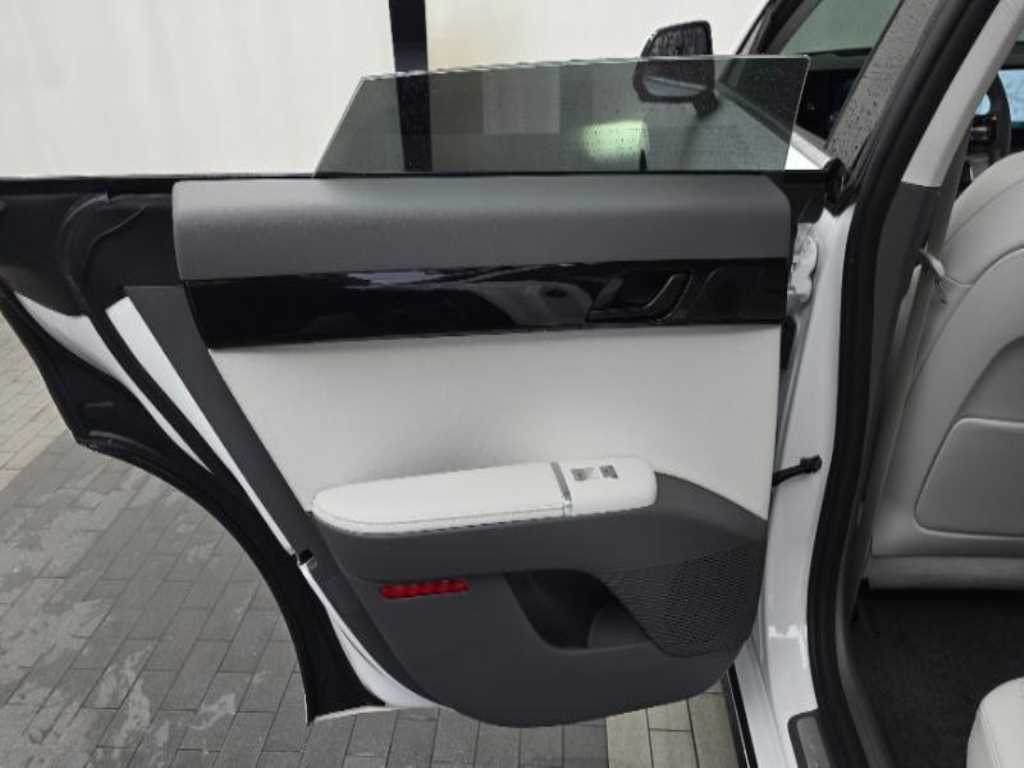 Hyundai Grandeur — photo 14