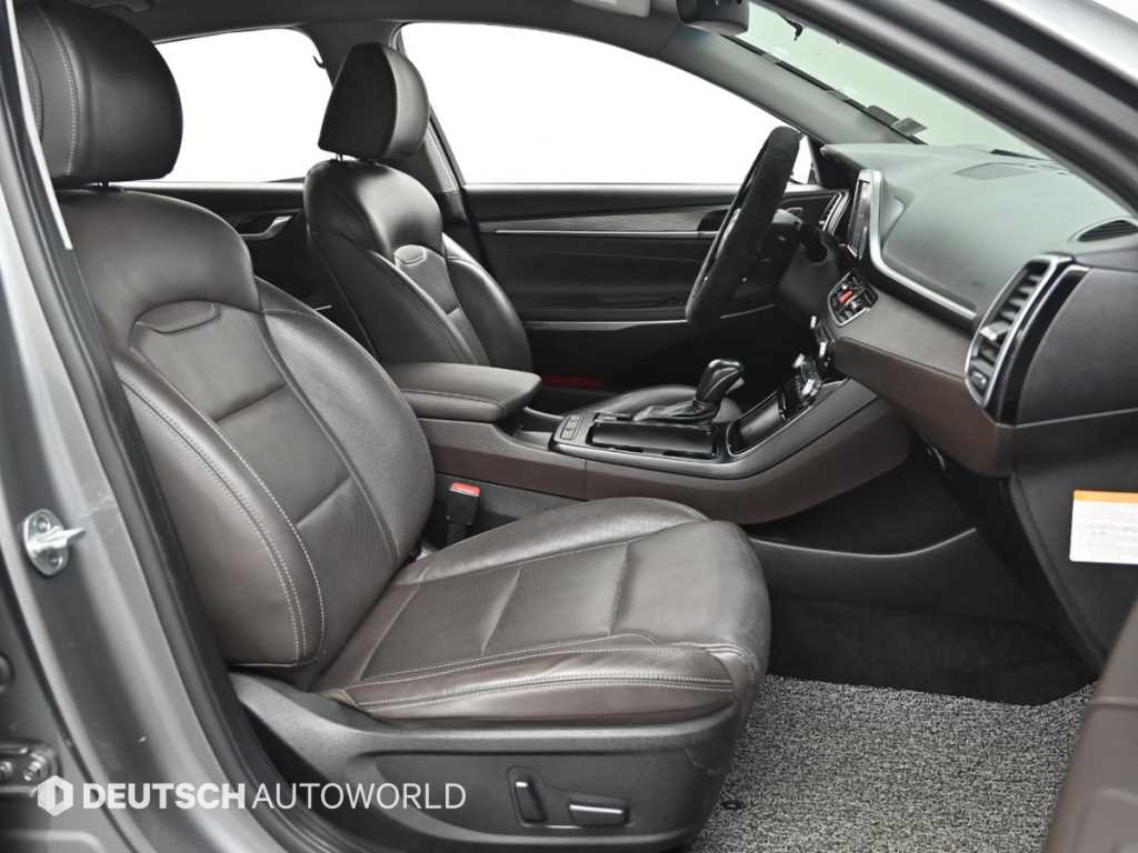 Hyundai Grandeur — photo 10