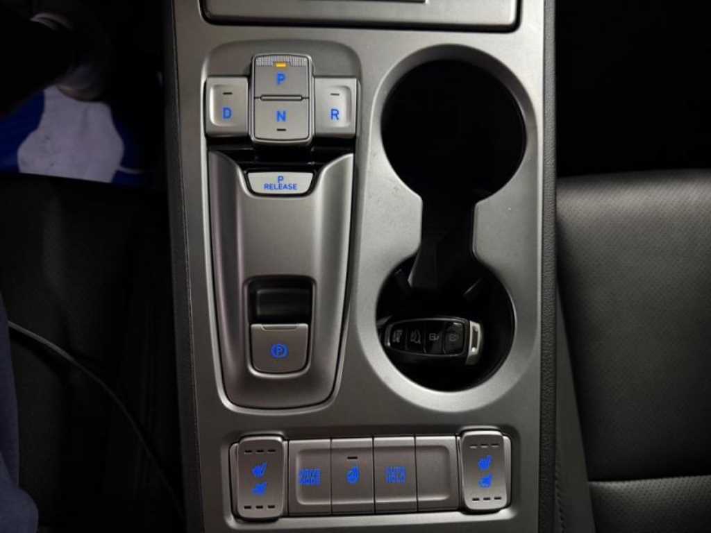 Hyundai Kona — photo 12