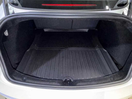 Tesla Model 3 — photo 18