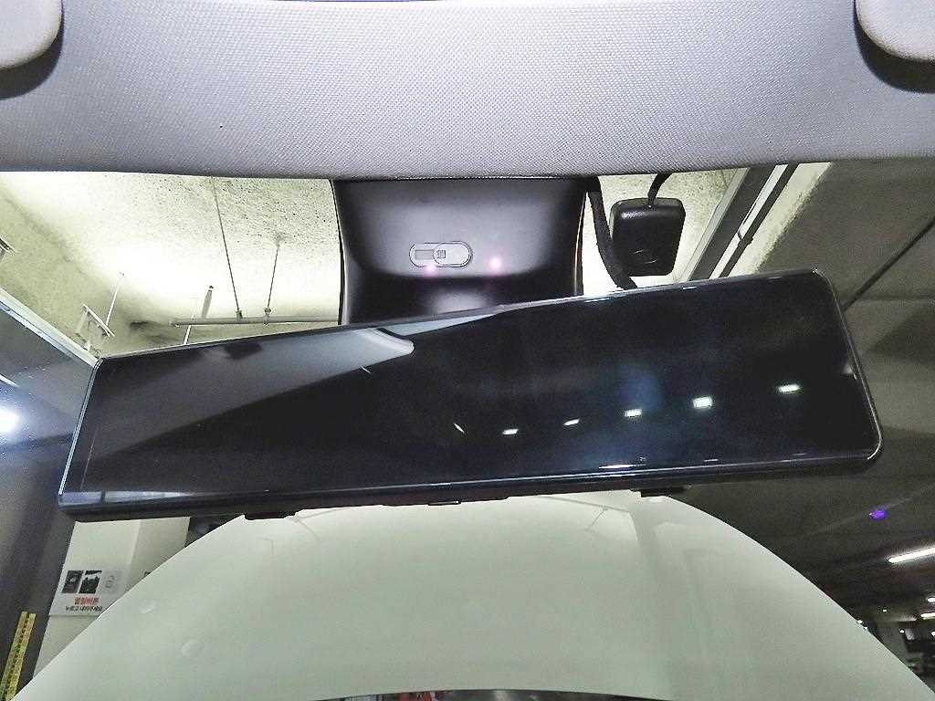 Tesla Model Y — photo 15