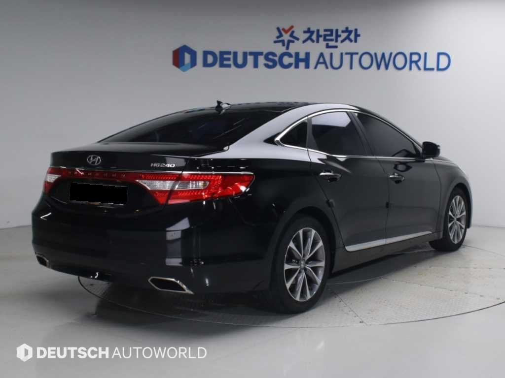 Hyundai Grandeur — photo 02