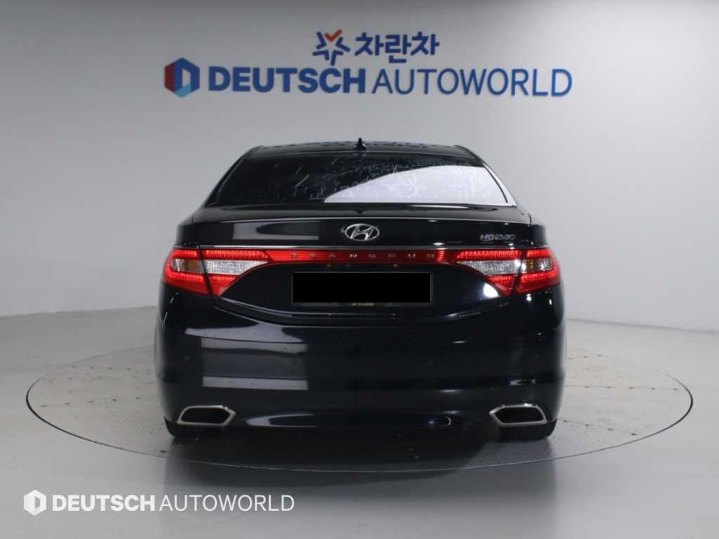 Hyundai Grandeur — photo 04
