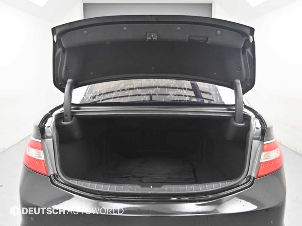Hyundai Grandeur — photo 05