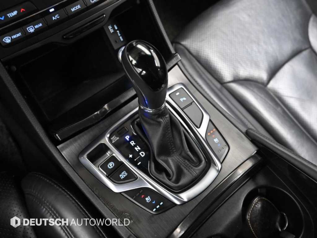 Hyundai Grandeur — photo 17