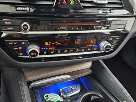 BMW 5-Series — photo 15