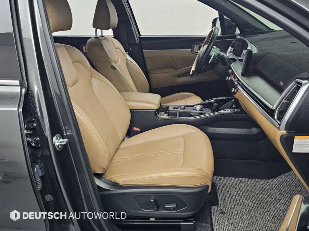 Kia Sorento — photo 10