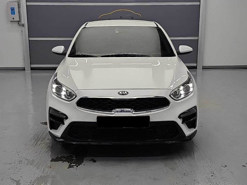 Kia K3 — photo 02