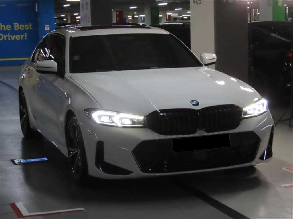 BMW 3-Series — photo 02