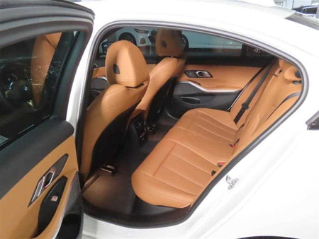 BMW 3-Series — photo 14