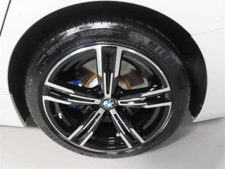 BMW 3-Series — photo 17