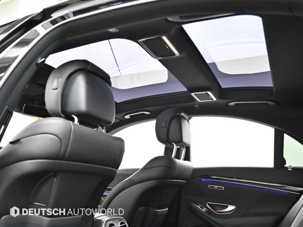 Mercedes-Benz S-Class — photo 19