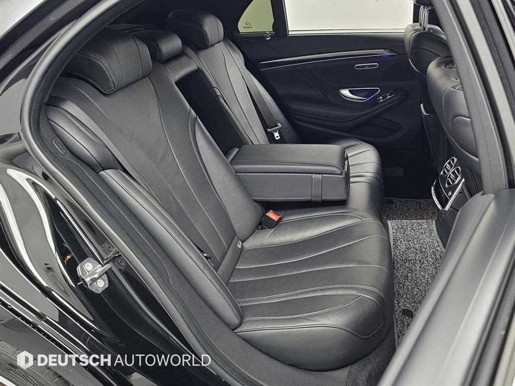 Mercedes-Benz S-Class — photo 13