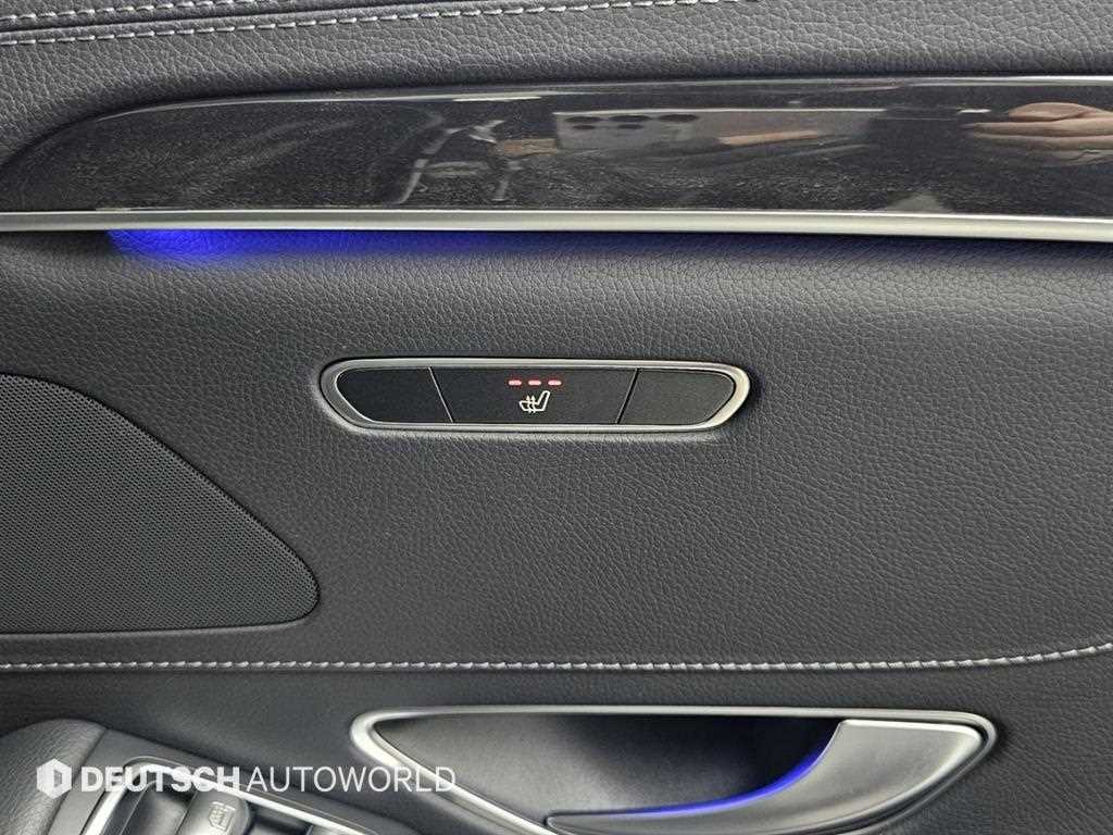 Mercedes-Benz S-Class — photo 17