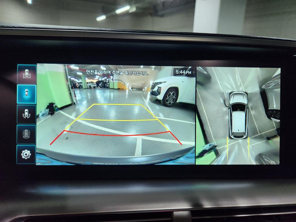 Hyundai Nexo — photo 14