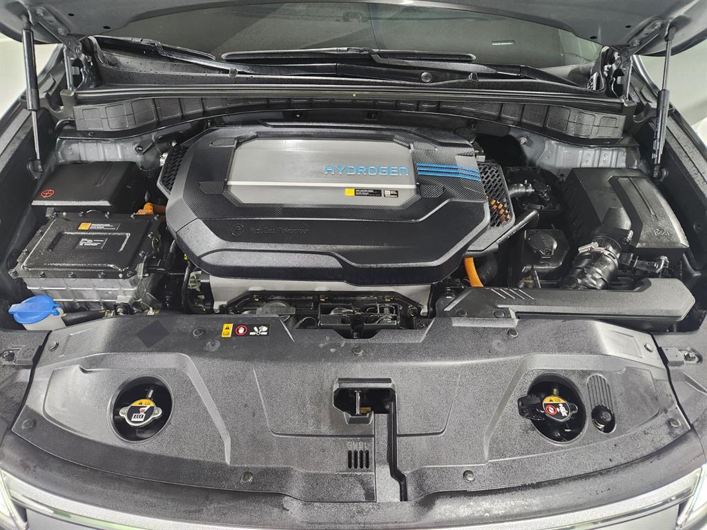 Hyundai Nexo — photo 20
