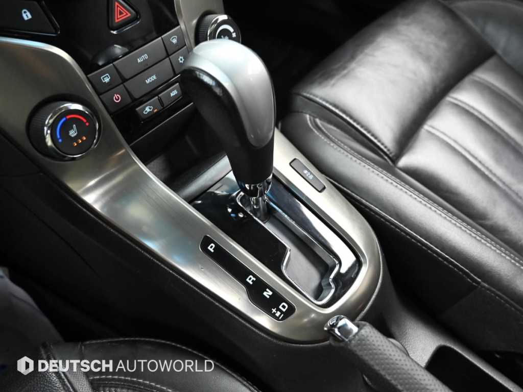 CHEVROLET Cruze — photo 09