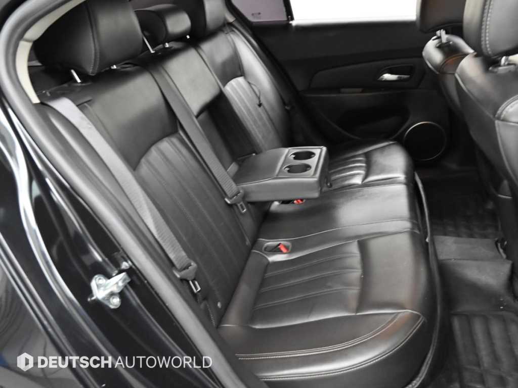 CHEVROLET Cruze — photo 12