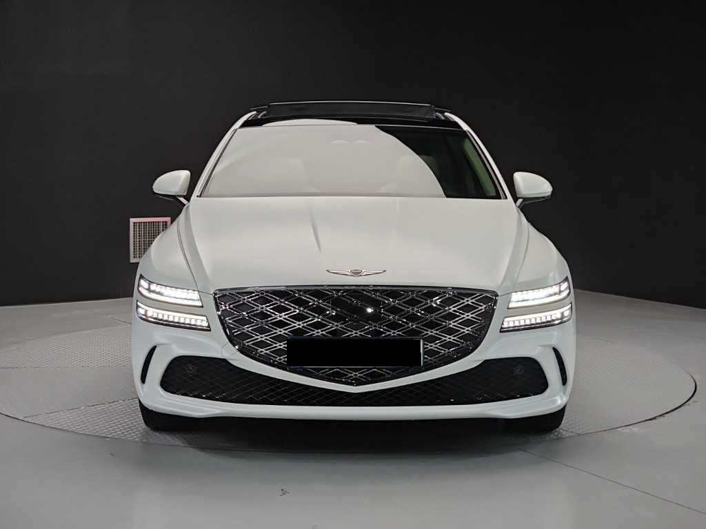 Genesis G80 — photo 02