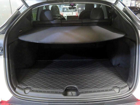 Tesla Model Y — photo 17