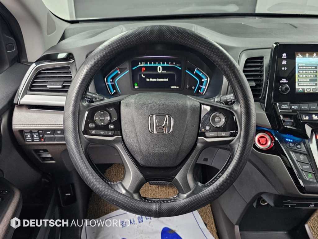 Honda Odyssey — photo 13