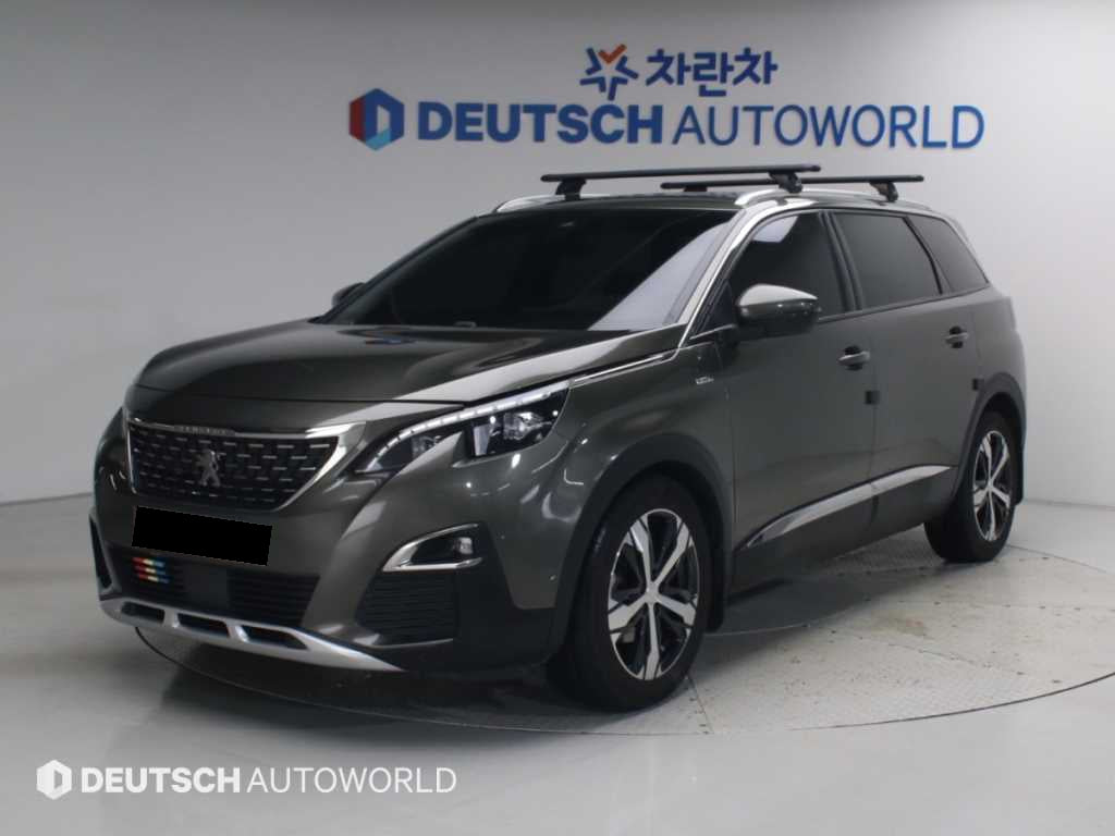 Peugeot 5008 — photo 01