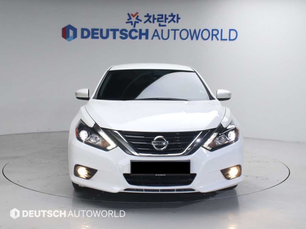 Nissan Altima — photo 03