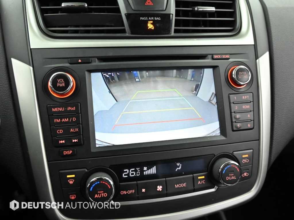 Nissan Altima — photo 15