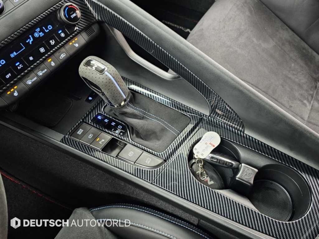 Hyundai AVANTE — photo 09