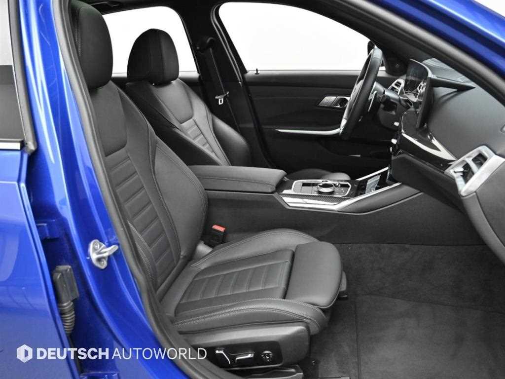 BMW 3-Series — photo 10
