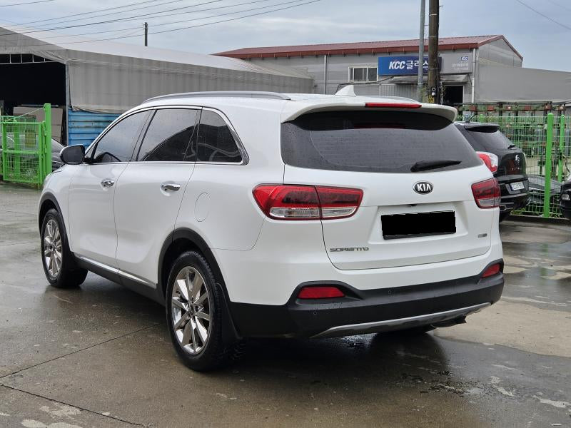 Kia Sorento — photo 03