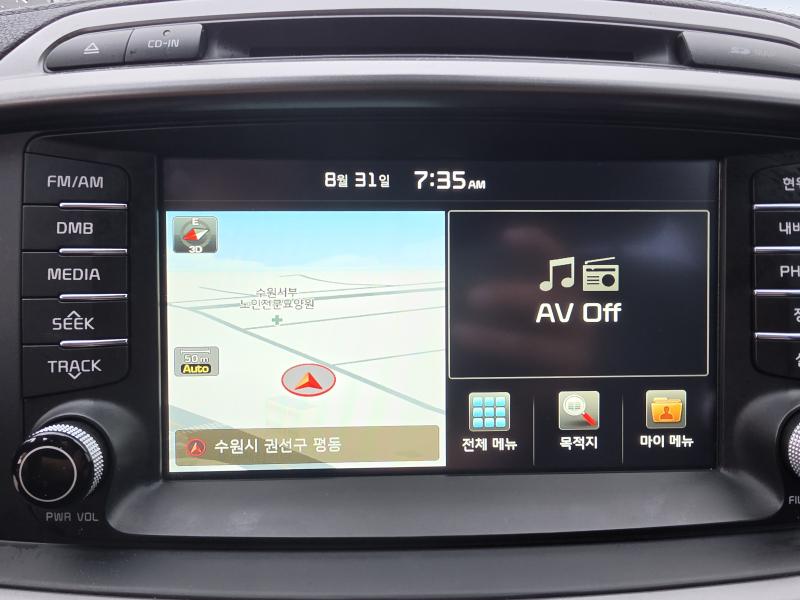 Kia Sorento — photo 12