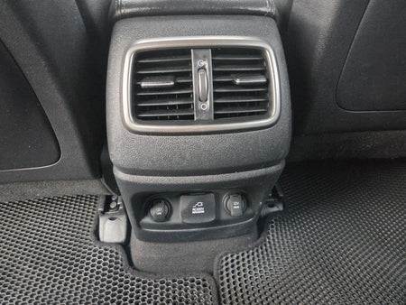 Kia Sorento — photo 16