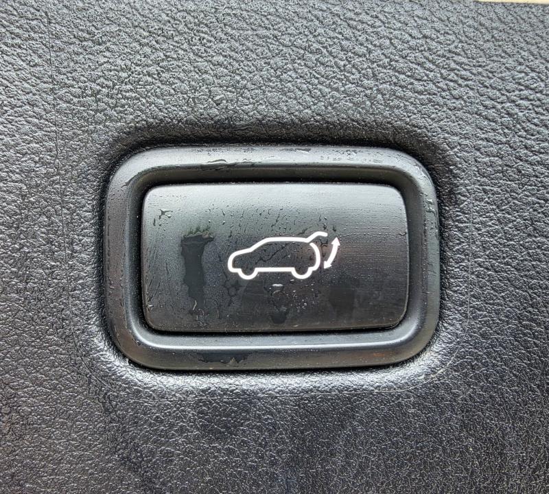 Kia Sorento — photo 18