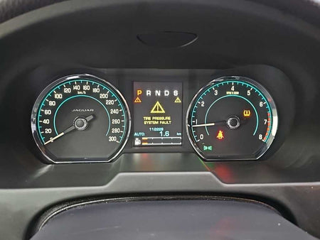 Jaguar XF — photo 06