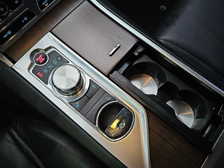 Jaguar XF — photo 08
