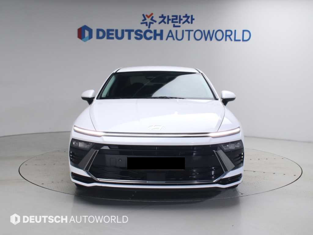 Hyundai Sonata — photo 03