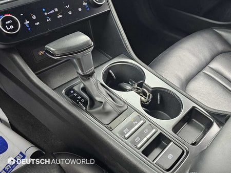 Hyundai Sonata — photo 09