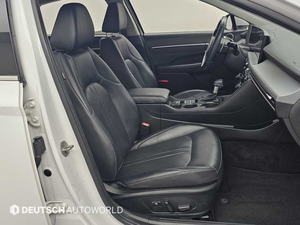 Hyundai Sonata — photo 10