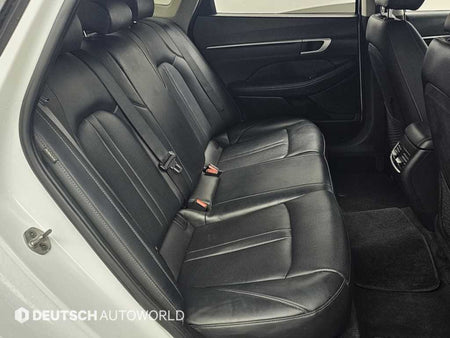 Hyundai Sonata — photo 12
