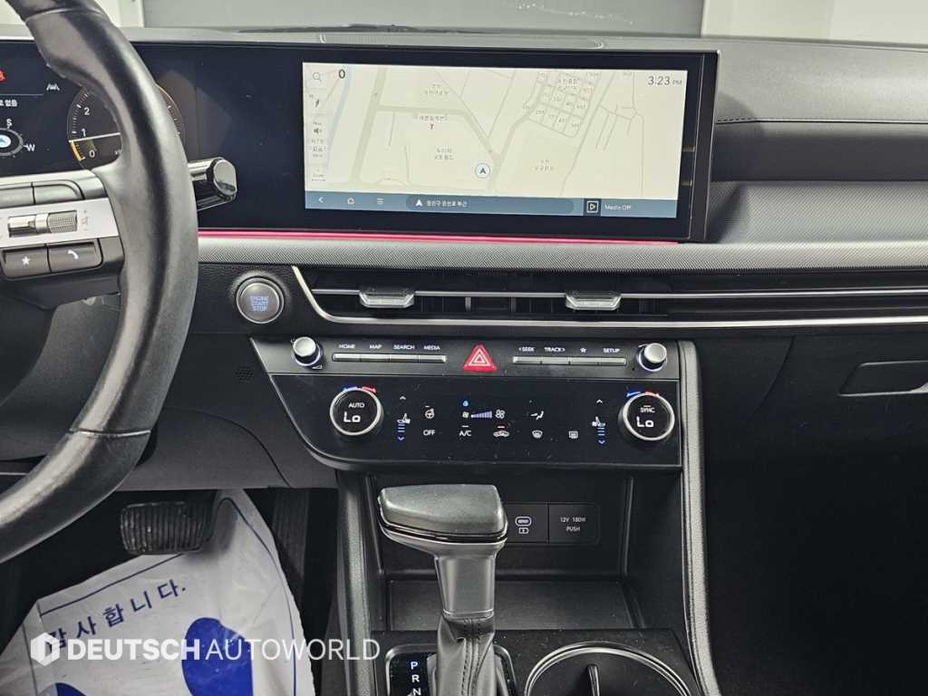 Hyundai Sonata — photo 14