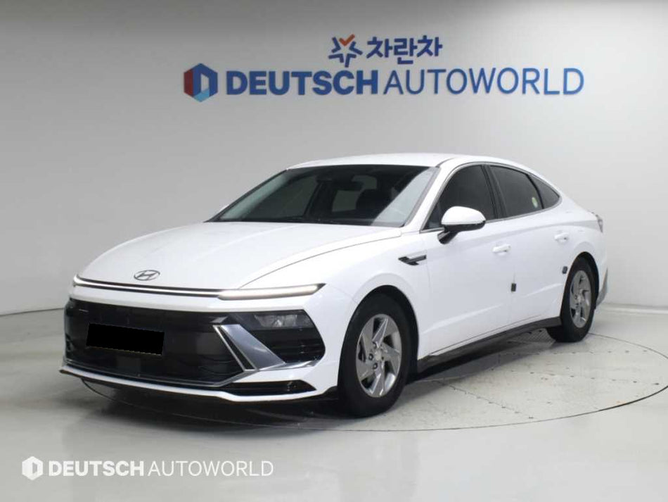 Hyundai Sonata — photo 01