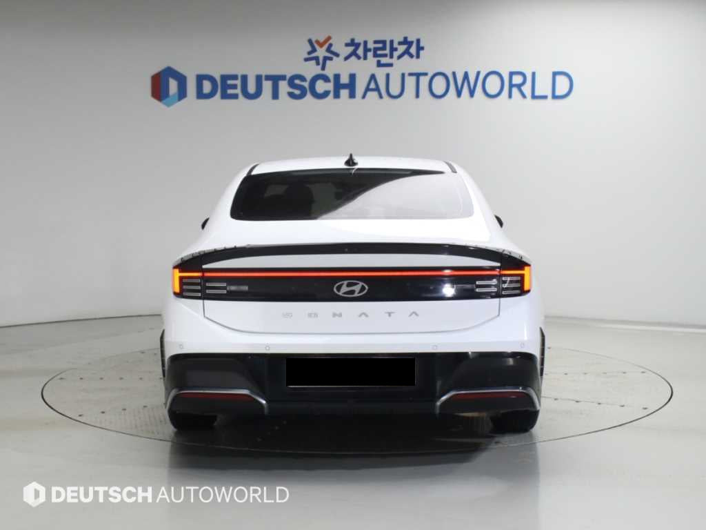 Hyundai Sonata — photo 04