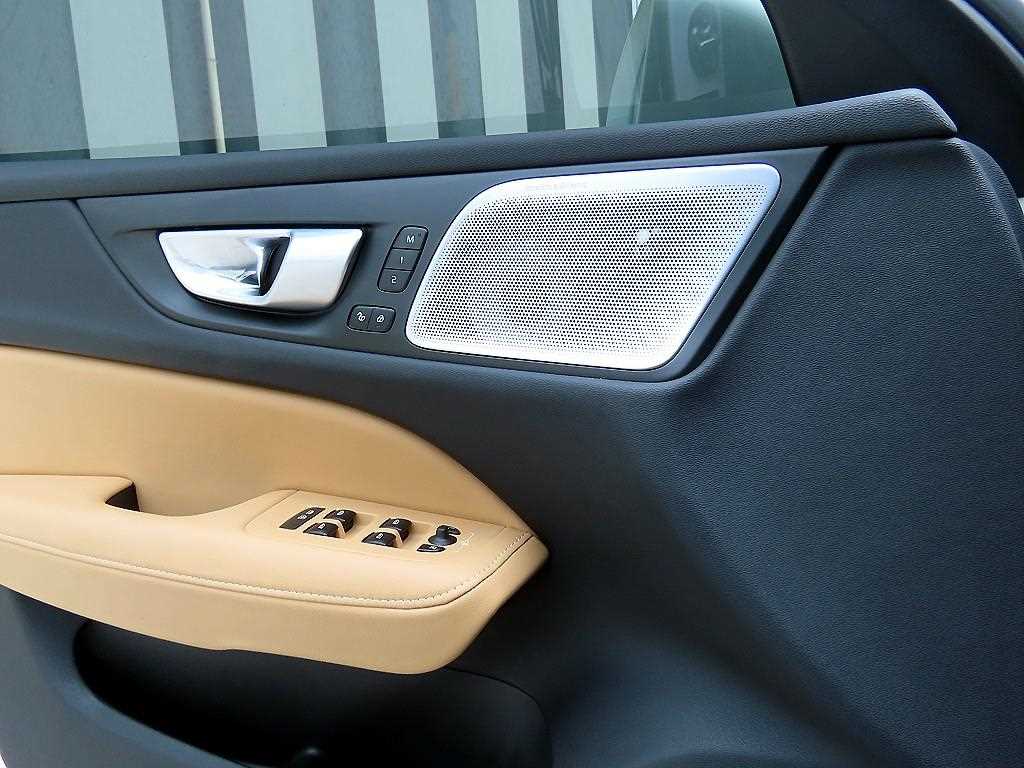 Volvo V60 — photo 12