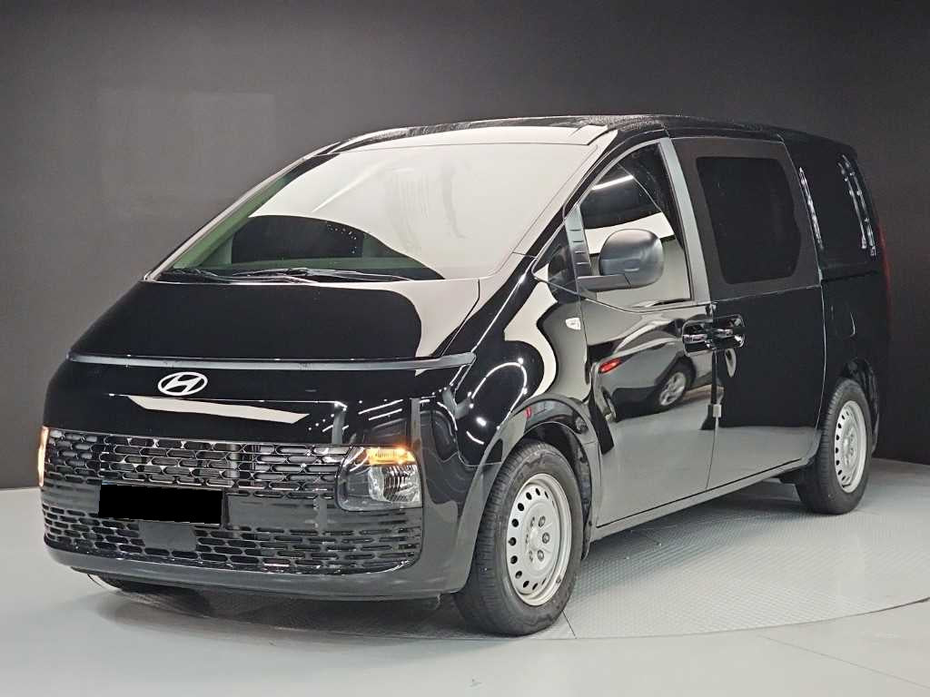 Hyundai Staria — photo 01