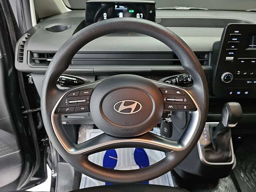 Hyundai Staria — photo 09