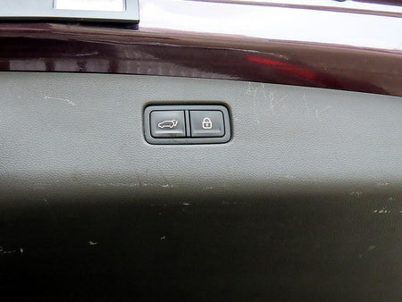 Genesis GV70 — photo 17