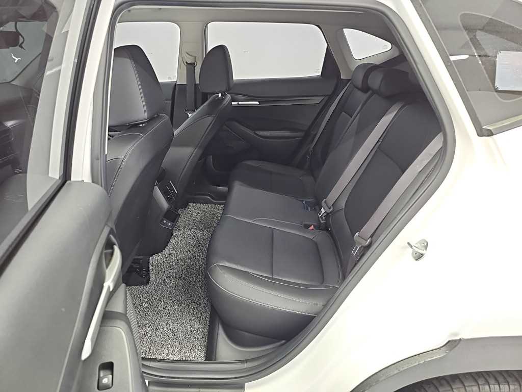 Kia Seltos — photo 12