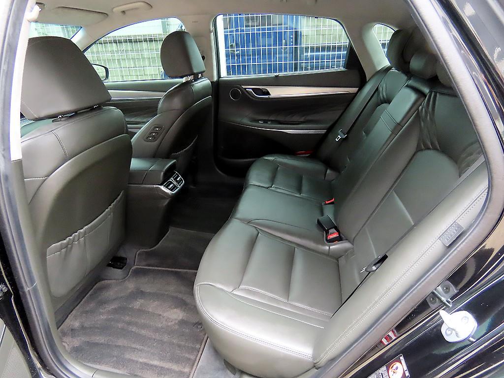 Hyundai Grandeur — photo 06